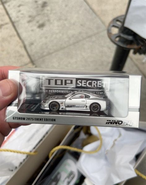 Mô hình xe TOYOTA SUPRA (A80) GT300 “TOP SECRET” SILVER | 2025 CHINA GT SHOW tỉ lệ 1:64 Inno64 IN64-A80TS-GTSHOW25