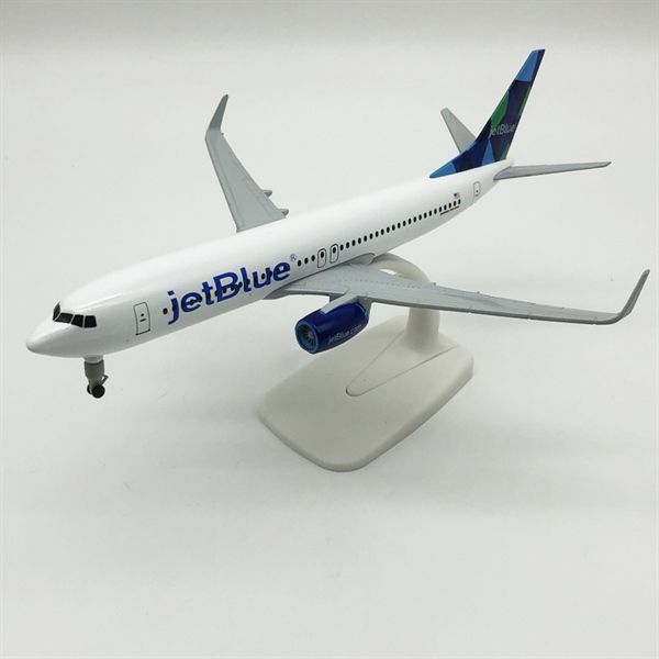 Mô hình máy bay JetBlue Airways Boeing B737 có bánh xe 20cm MB20068