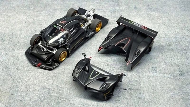 Mô hình xe Pagani Zonda R High perfomance supercar full carbon mở được mui - nắp máy tỉ lệ 1:64 Almost Real AR box OT64310