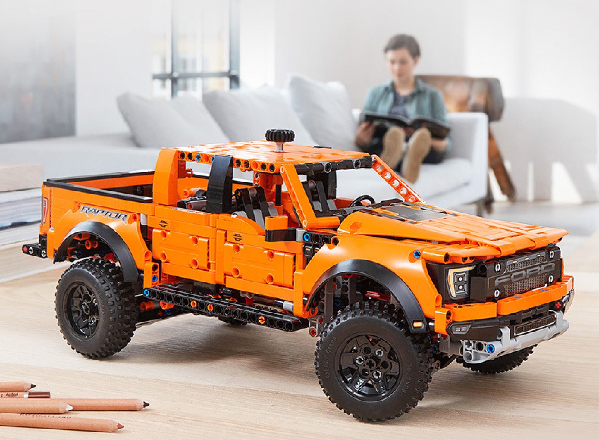 Mô hình xe ô tô lắp ghép Ford Raptor 2022 Technic 1379 pcs tỉ lệ 1:14 LG009