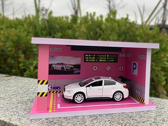 Hộp trưng bày PVC bãi đỗ 1 xe tỉ lệ 1:32 có đèn - không mica 22x13x12.3cm PK374 132-1
