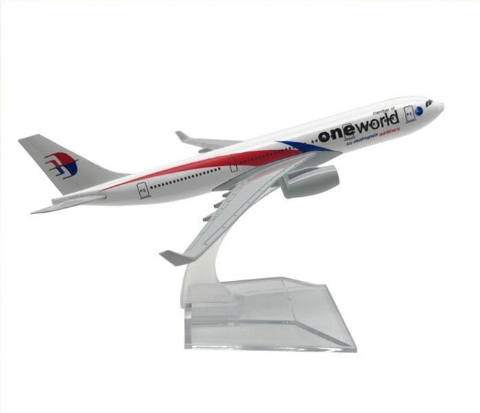 Mô hình máy bay Malaysia Airline One World Airbus A330 16cm MB16117