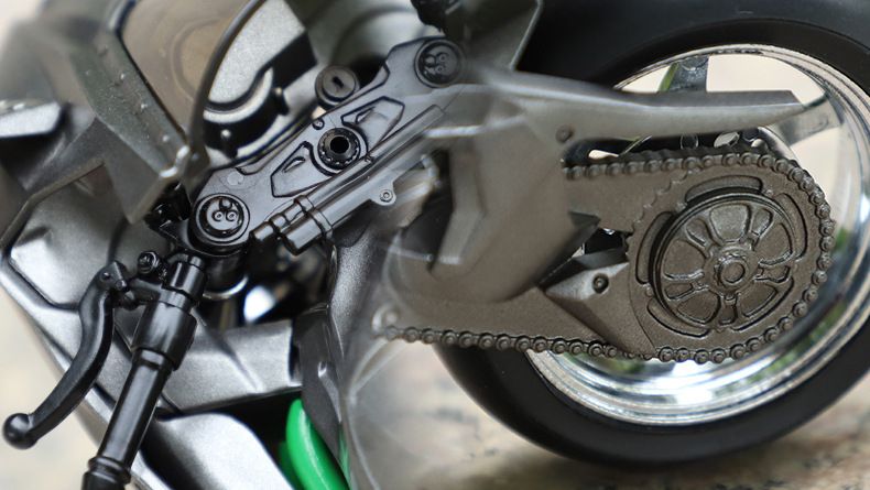  Mô hình xe lắp ráp Kawasaki H2R hợp kim có âm thanh có đèn 1:12 Alloy Model MT033 