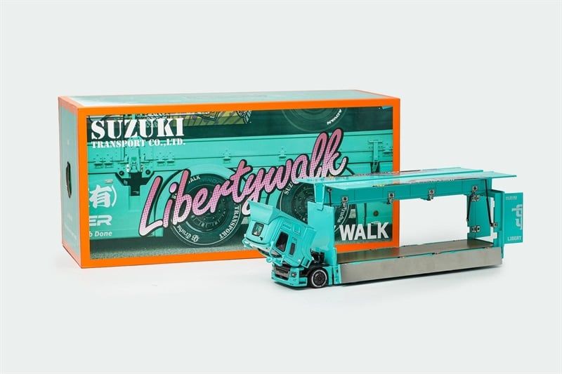 Mô hình xe Mitsubishi Fuso Super Great Transport LBWK Blue Truck tỉ lệ 1:64 GCD OT64189