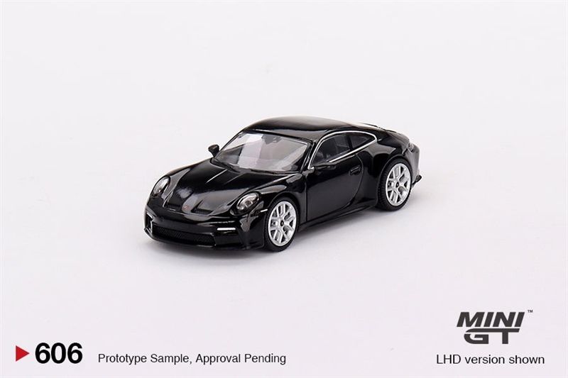 Mô hình xe ô tô Porsche 911 (992) Gt3 touring black tỉ lệ 1:64 MiniGT