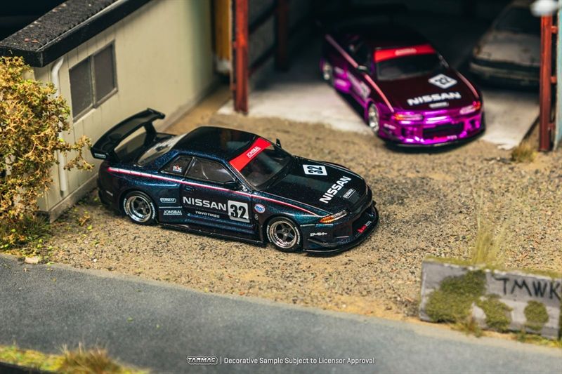 Mô hình xe Nissan Skyline (R32) Widebody Midnight purple tỉ lệ 1:64 Tarmac Works T64G-061-MP