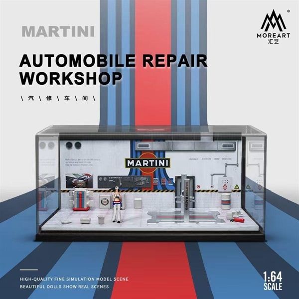 Hộp trưng bày mica xưởng sửa chữa ô tô có bàn nâng , có fig Martini Racing tỉ lệ 1:64 MO641071
