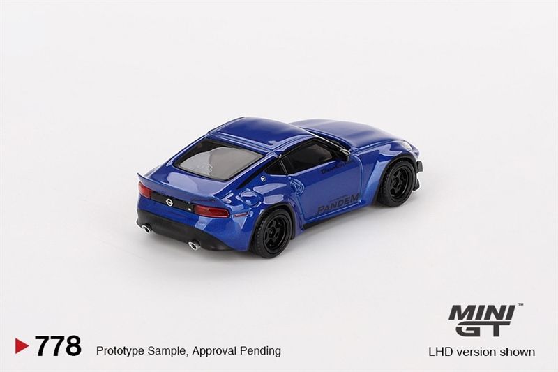Mô hình xe ô tô Nissan Z Pandem Seiran Blue tỉ lệ 1:64 MiniGT MGT00778-CH