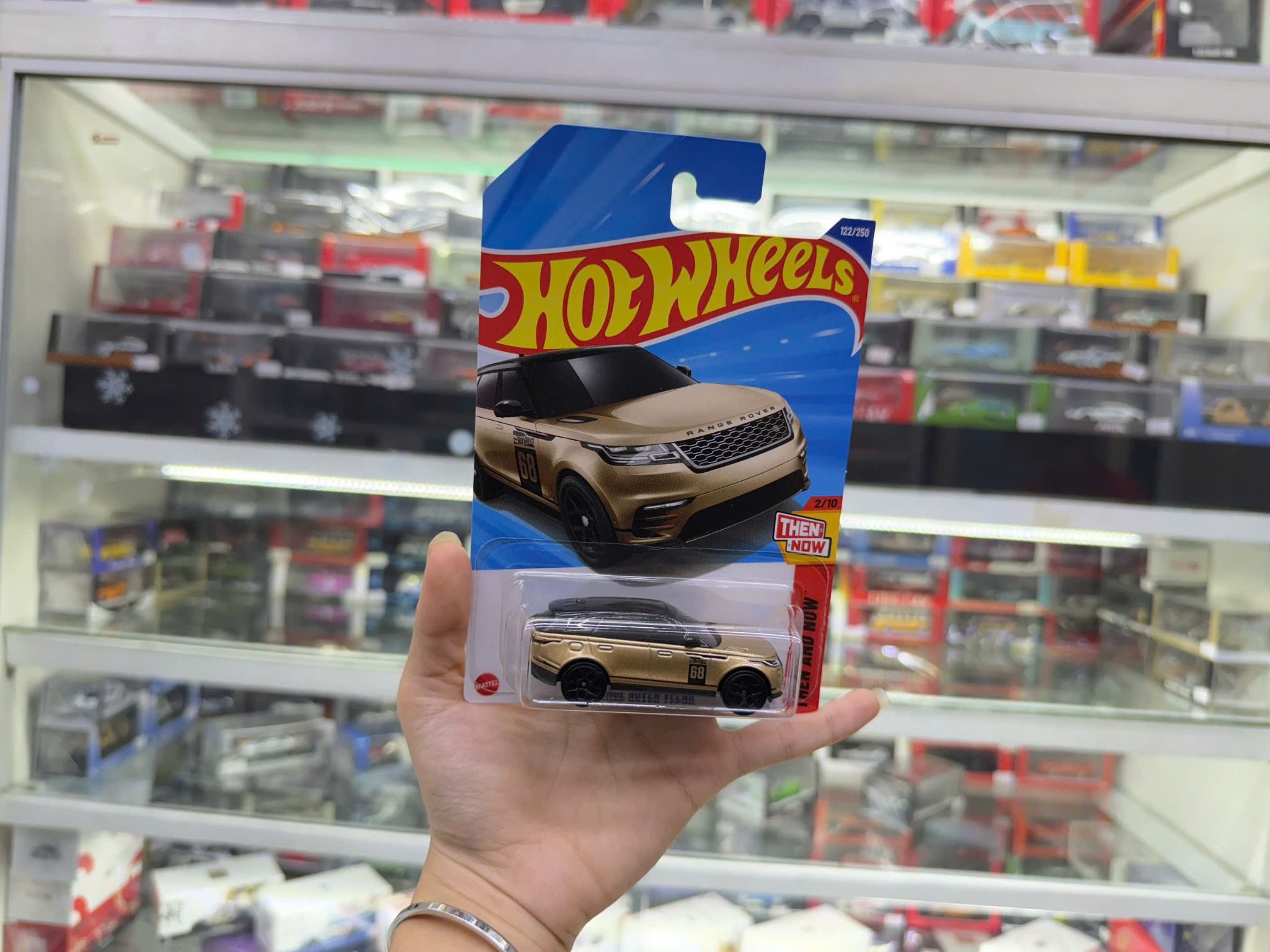 Đồ chơi mô hình xe Hot wheels kim loại có bản quyền chính hãng tỉ lệ 1:64 C4982