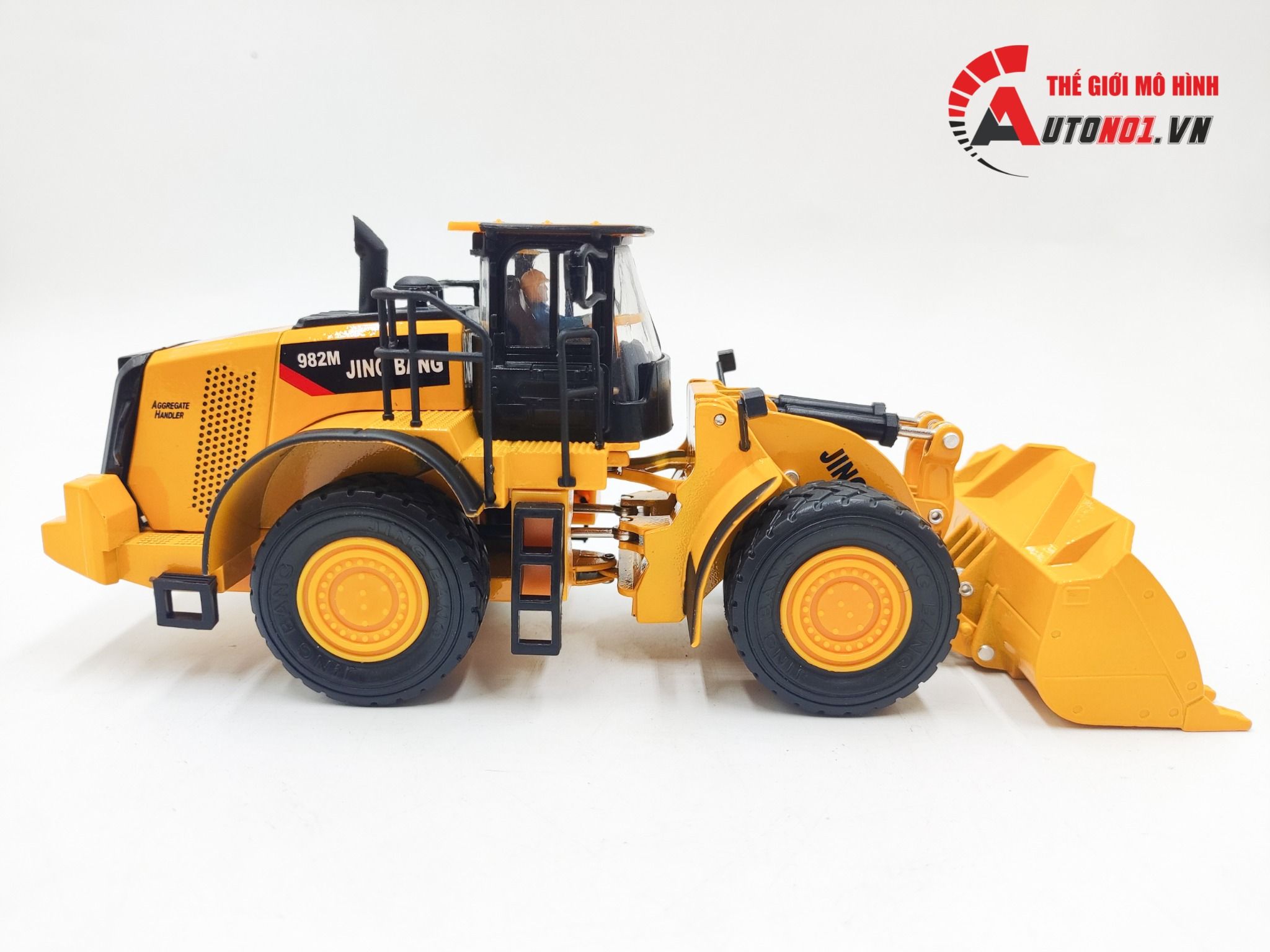 Mô hình xe công trình ủi đất tỉ lệ 1:50 JingBang 8179