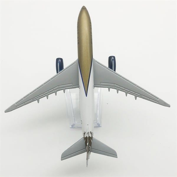 Mô hình máy bay Gulf Airbus A330 kích thước 16cm MB16188