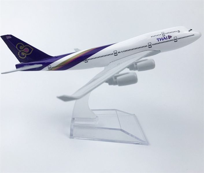 Mô hình máy bay Thái Lan Thai Airways Boeing B747 16cm MB16025