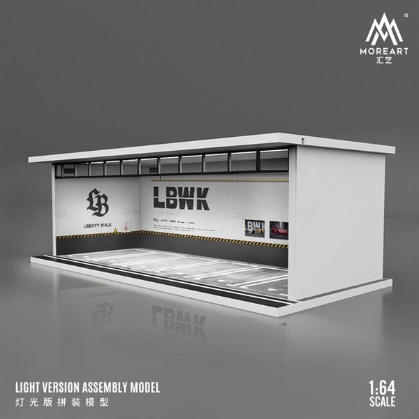 Hộp trưng bày mica mô phỏng bãi đỗ xe LBWK kích thước 30x13.3x10cm tỉ lệ 1:64 MoreArt MO914023