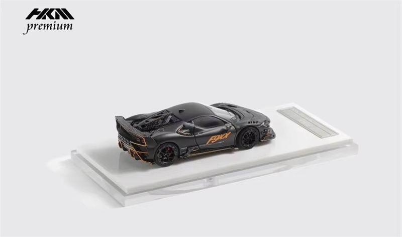 Mô hình xe Ferrari Mansory F9XX Stradale Hardtop Black tỉ lệ 1:64 có đế và hộp mica HKM Premium HKM-F9XX-1