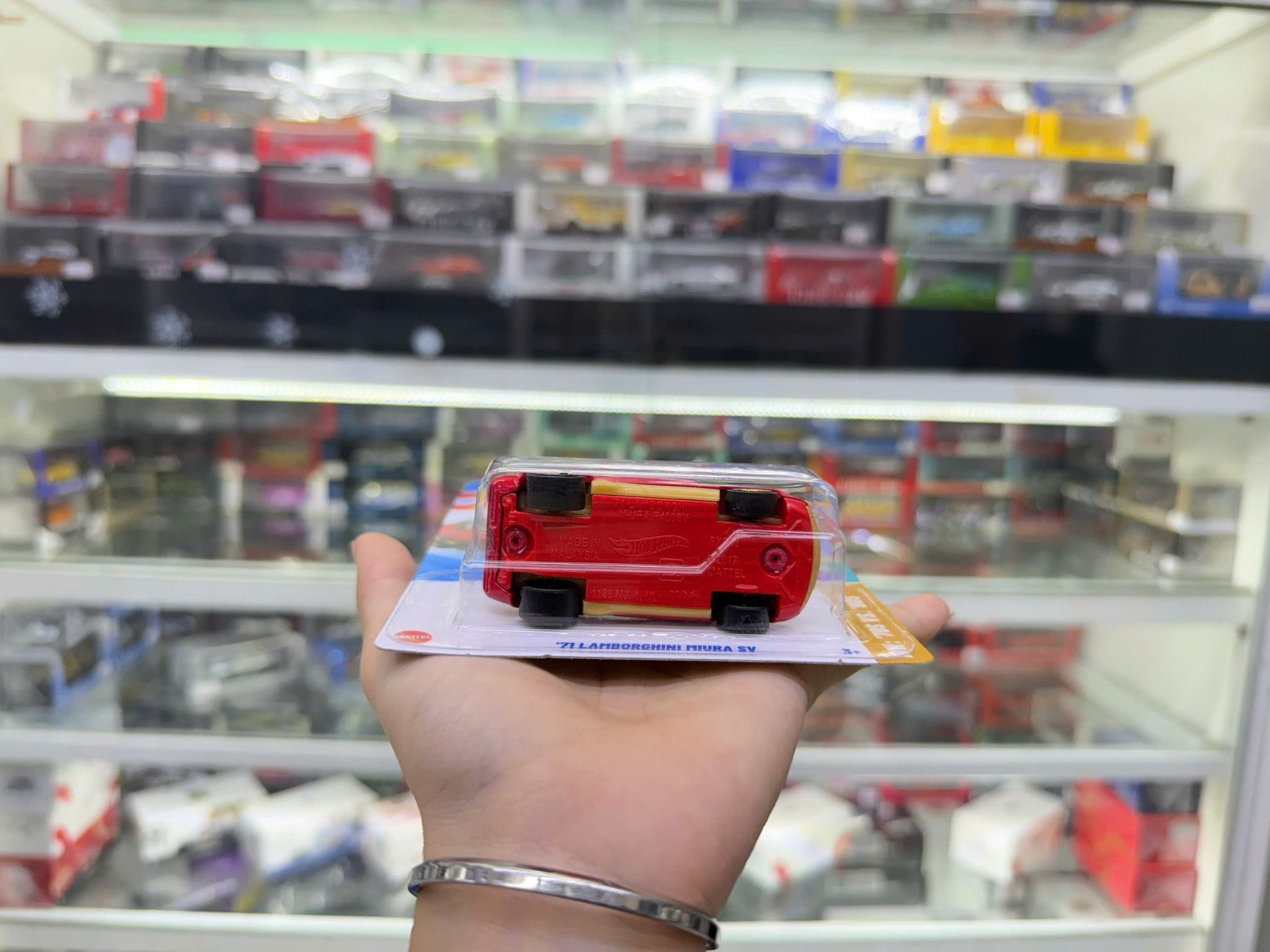 Đồ chơi mô hình xe Hot wheels kim loại có bản quyền chính hãng tỉ lệ 1:64 C4982