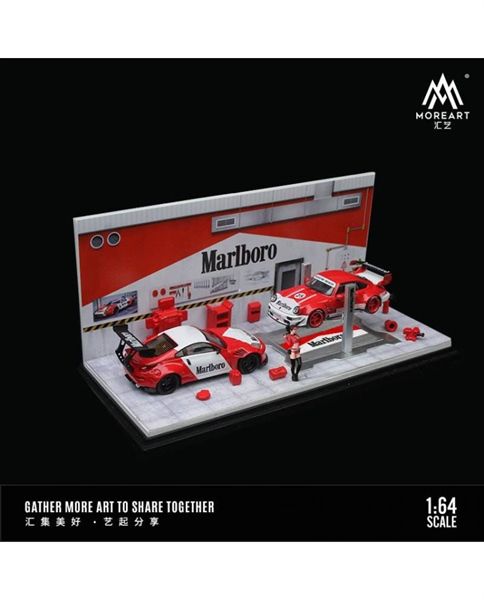 Hộp trưng bày mica xưởng sửa chữa ô tô có bàn nâng , có fig Malboro tỉ lệ 1:64 MO641073