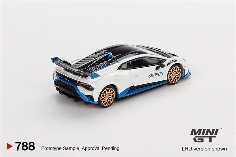 Mô hình xe Lamborghini Huracán STO Bianco Asopo bản card tỉ lệ 1:64 MiniGT MGT00788-BL