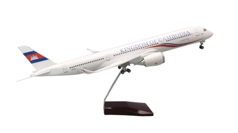 Mô hình máy bay Campuchia Kingdom of Combodia Airbus A350 47cm có đèn led tự động theo tiếng vỗ tay hoặc chạm MB47055