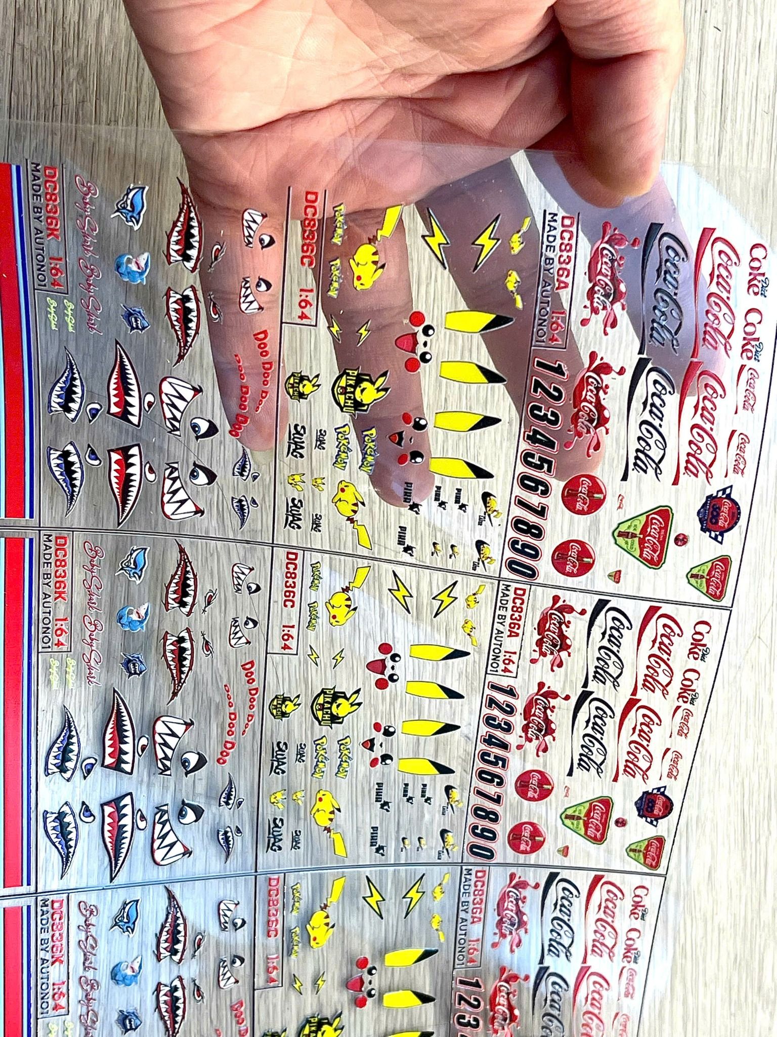 Decal UV hãng - hoạt hình cho mô hình tỉ lệ 1:64 dán tất cả nền màu Autono1 DC836