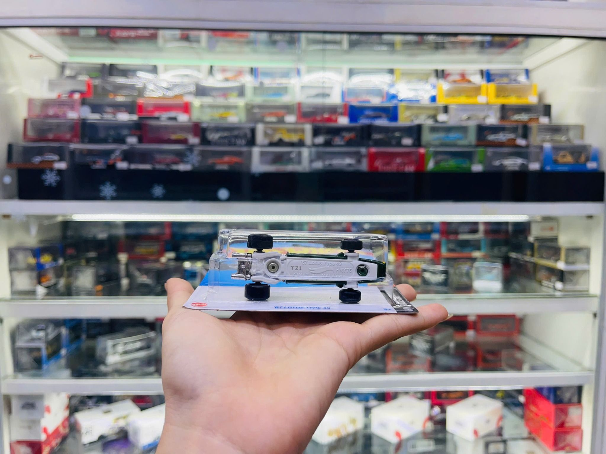 Đồ chơi mô hình xe Hot wheels kim loại có bản quyền chính hãng tỉ lệ 1:64 C4982