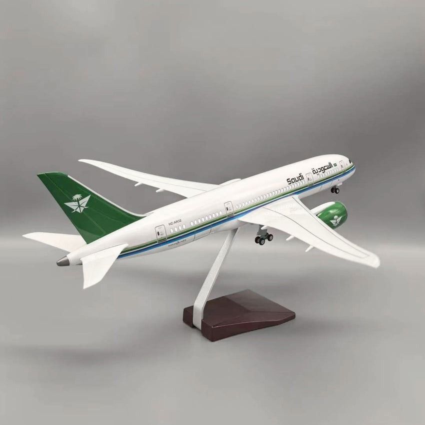 Mô hình máy bay SAUDI Airline Boeing B787 Dreamliner 47cm có đèn led tự động theo tiếng vỗ tay hoặc chạm MB47079