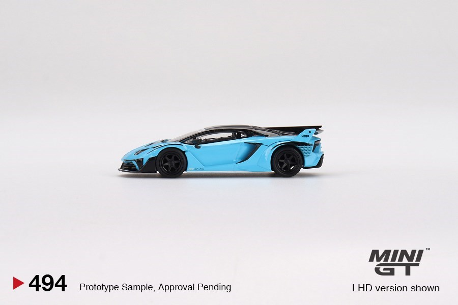  Mô hình xe Lamborghini Aventador GT EVO Baby Blue LB-Silhouette WORKS tỉ lệ 1:64 MiniGT 