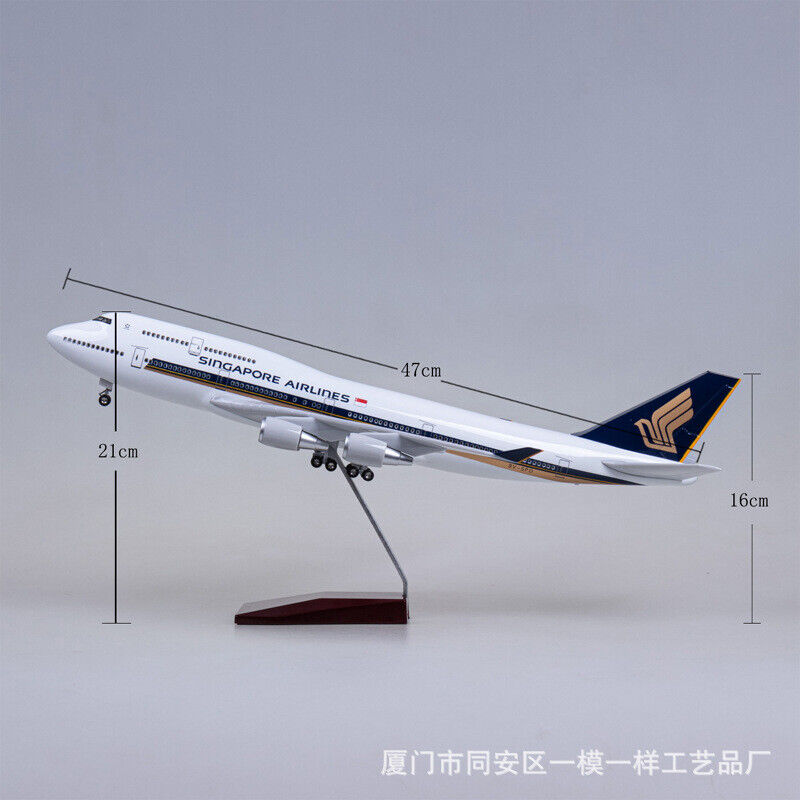 Mô hình máy bay Singapore Airline Boeing B747 47cm có đèn led tự động theo tiếng vỗ tay hoặc chạm MB47065