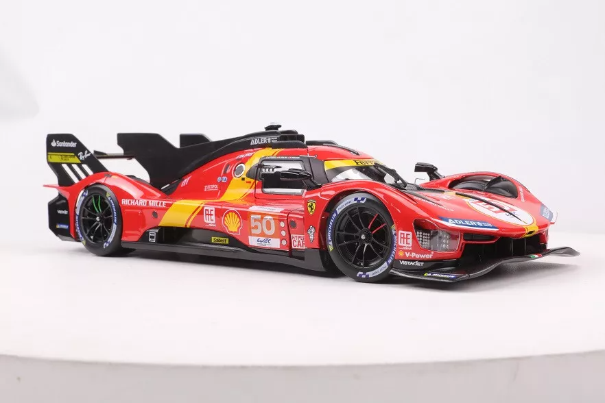 Mô hình xe Ferrari 499P 3.0L turbo V6 team Ferrari Corse #50 - #51 24h Le Mans 2023 18-16301 (#50) tỉ lệ 1:18 Bburago OT374