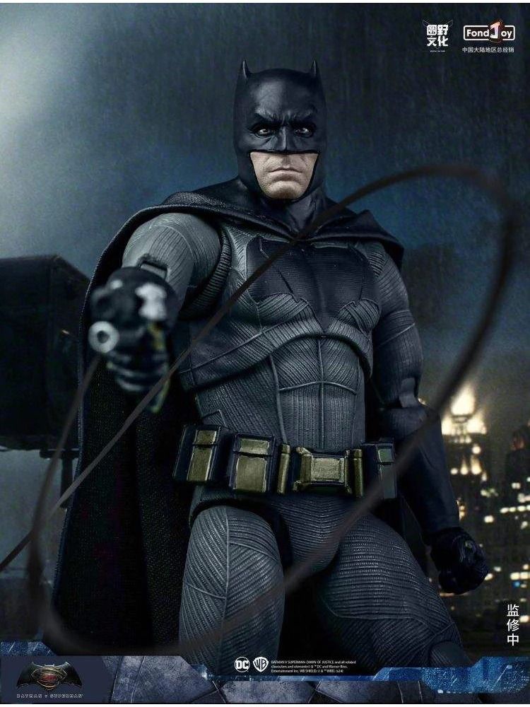 Mô hình nhân vật DC Ben Affleck Batman Form