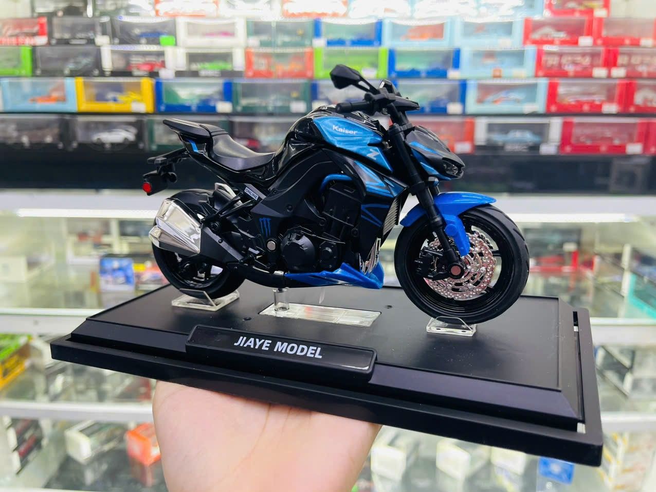 Mô hình xe mô tô Kawasaki Ninja Z1000 có ben nâng tỉ lệ 1:12 Jiaye model MT12015