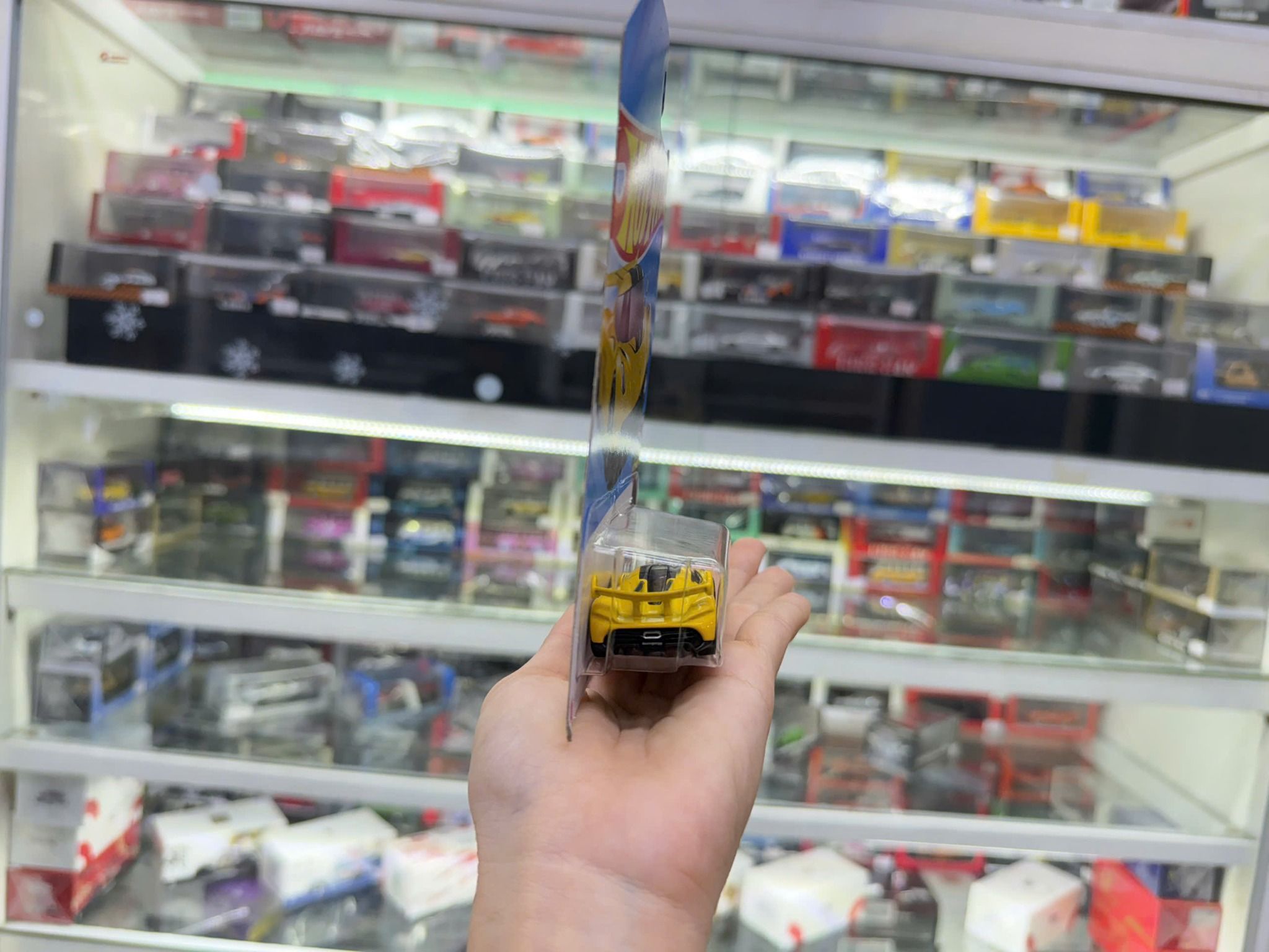 Đồ chơi mô hình xe Hot wheels kim loại có bản quyền chính hãng tỉ lệ 1:64 C4982
