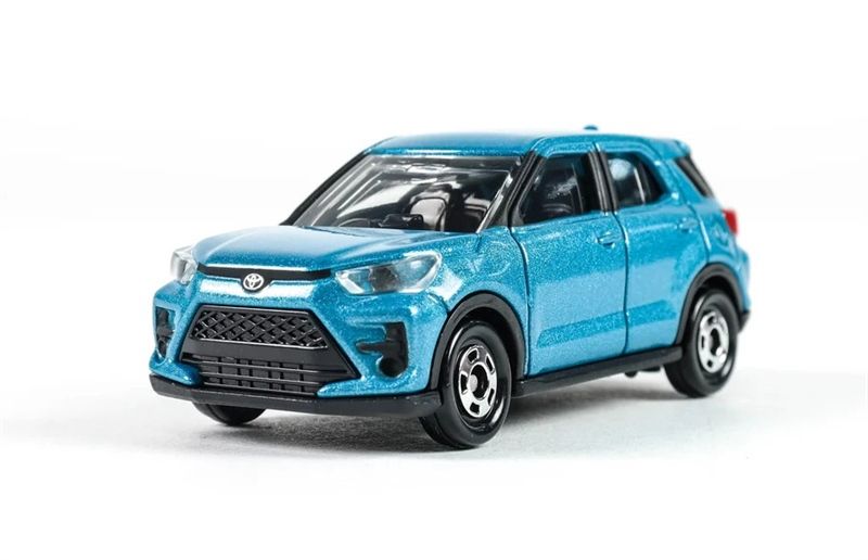 Mô hình xe Toyota Raize tỉ lệ 1:64 Tomica 175346