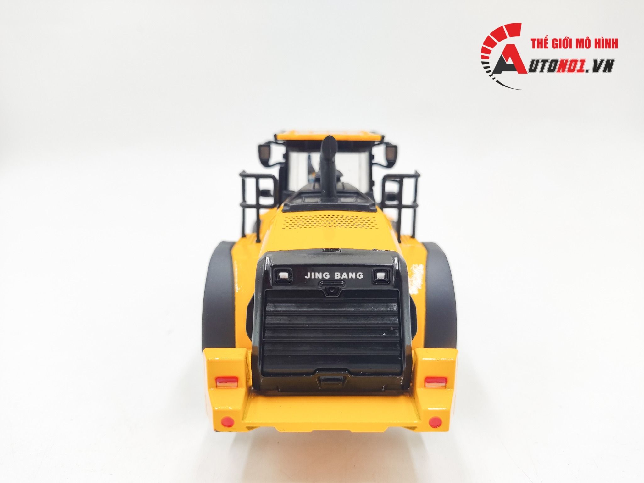 Mô hình xe công trình ủi đất tỉ lệ 1:50 JingBang 8179