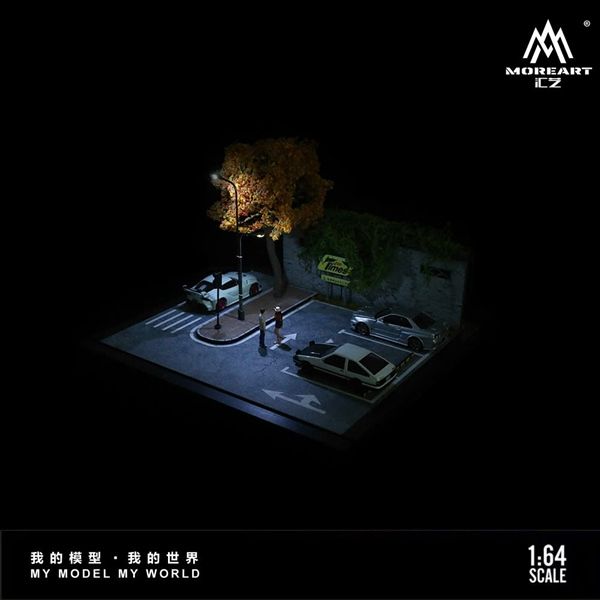 Hộp trưng bày mô phỏng bãi giữ xe có phụ kiện + đèn đường + có mica tỉ lệ 1:64 More Art MO960203