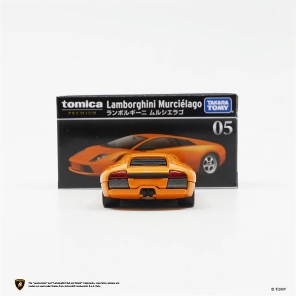 Mô hình xe Lamborghini Murcielago No.05 tỉ lệ 1:64 Tomica Premium 297895