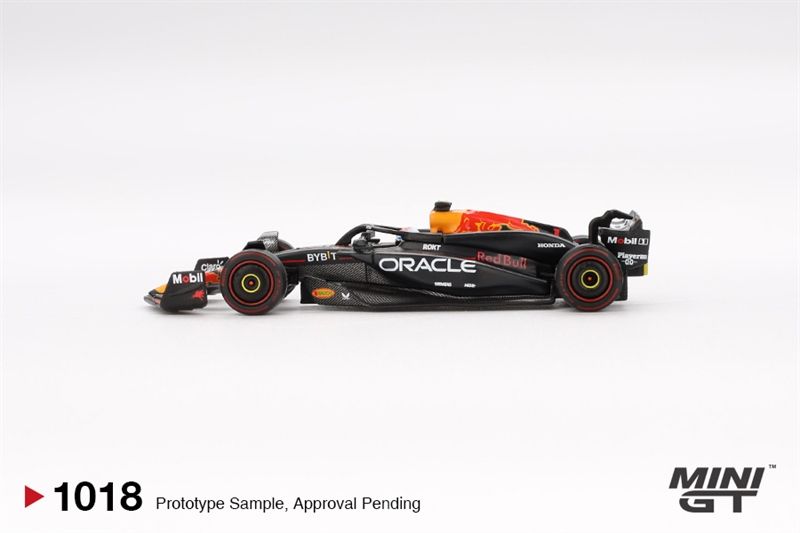 Mô hình xe Oracle Red Bull Racing RB20 #1 Max Verstappen 2024 F1 2024 Bahrain GP Winner tỉ lệ 1:64 MiniGT MGT01018 (NO CHASE CAR)