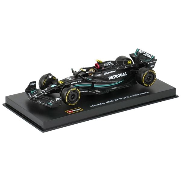Mô hình xe đua F1 Formula Mercedes Benz Petronas 2023 W14 hộp mica có figure tỉ lệ 1:43 Bburago OT324 18-38081
