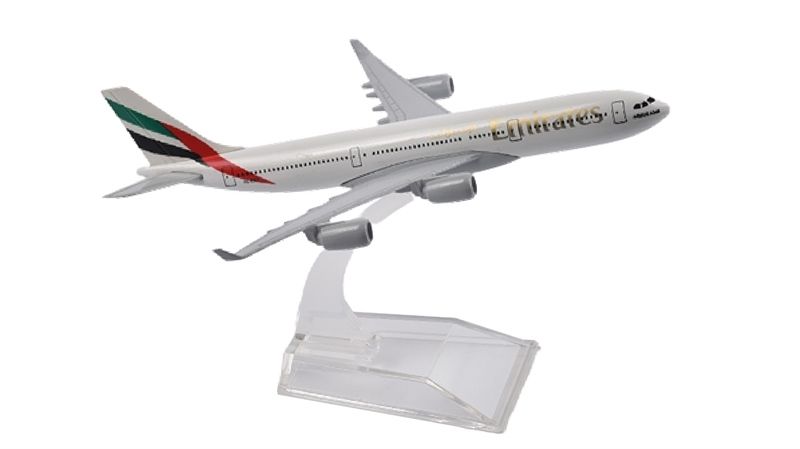 Mô hình máy bay Emirates Airbus A340-600 16cm MB16176