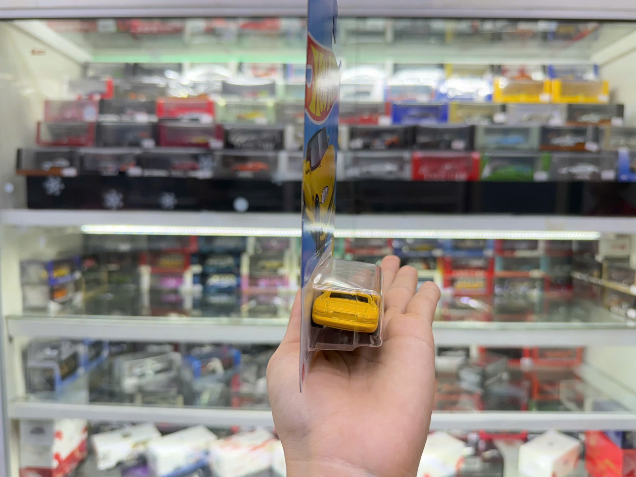 Đồ chơi mô hình xe Hot wheels kim loại có bản quyền chính hãng tỉ lệ 1:64 C4982