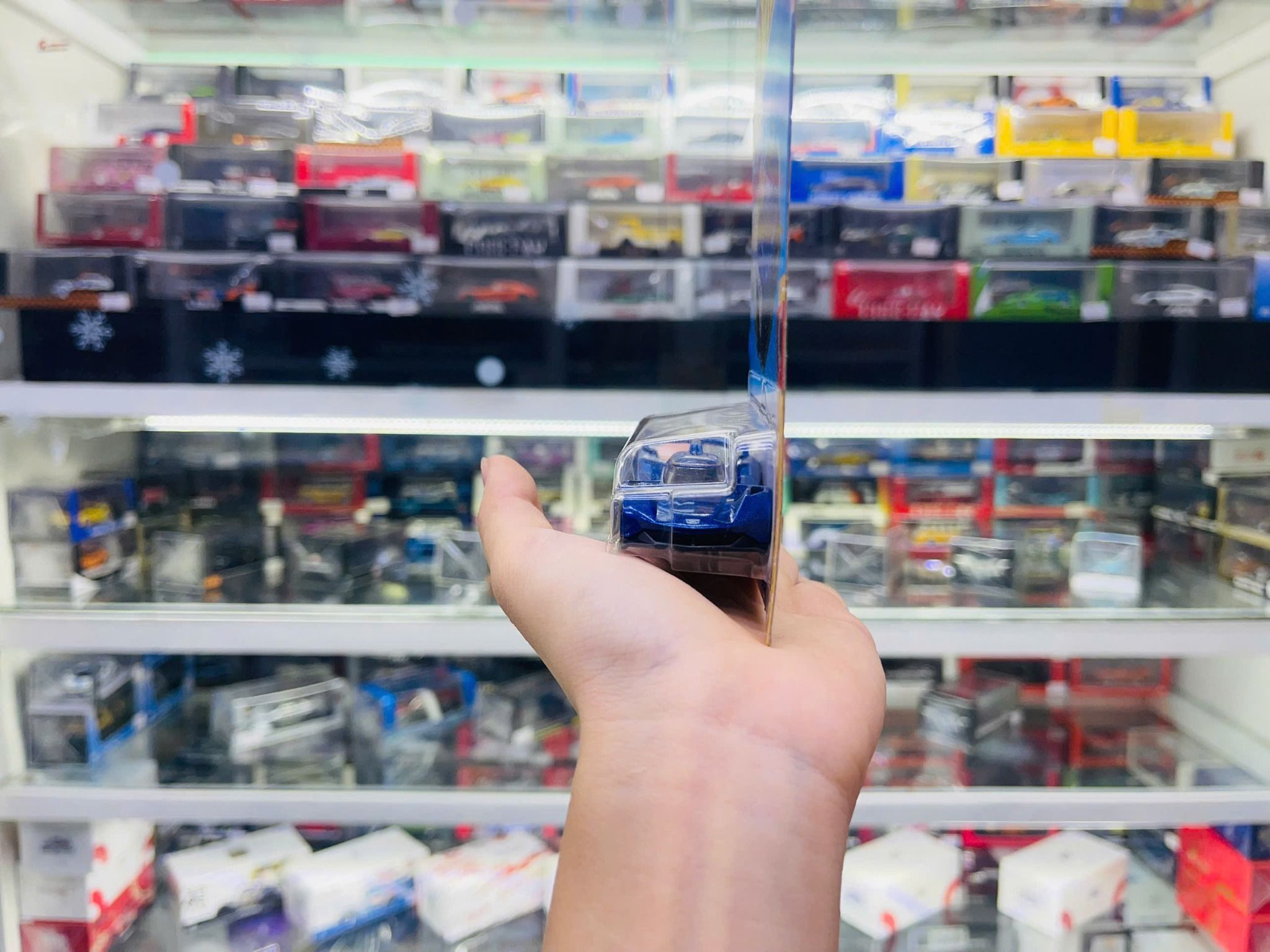 Đồ chơi mô hình xe Hot wheels kim loại có bản quyền chính hãng tỉ lệ 1:64 C4982