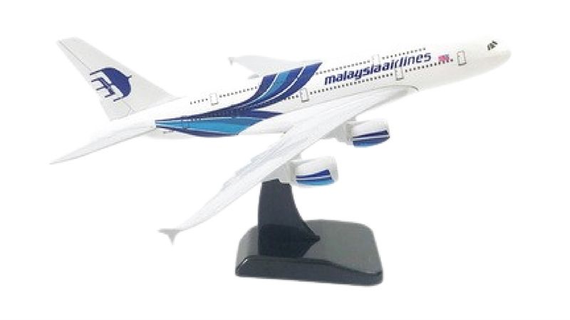 Mô hình máy bay Malaysia Airlines Airbus A380 20cm MB20029