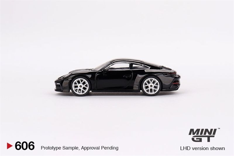 Mô hình xe ô tô Porsche 911 (992) Gt3 touring black tỉ lệ 1:64 MiniGT