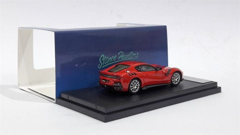 Mô hình xe Ferrari F12 TDF mở được capo tỉ lệ 1:64 Stance Hunter OT64323