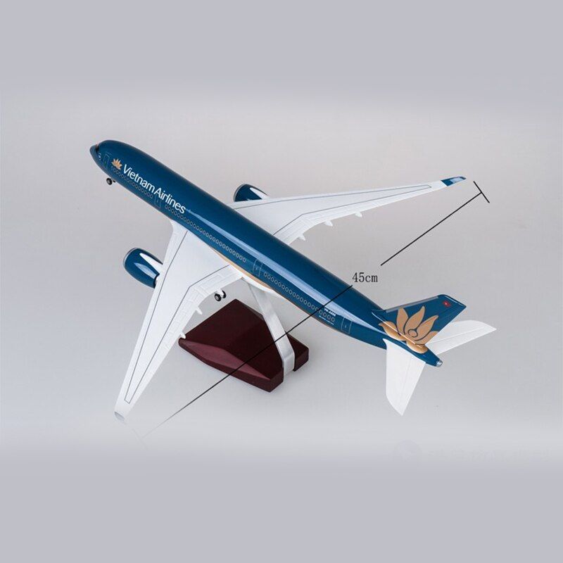 Mô hình máy bay Vietnam Airlines Dreamliner Boeing B787 47cm 1:130 có đèn led tự động theo tiếng vỗ tay hoặc chạm MB47002