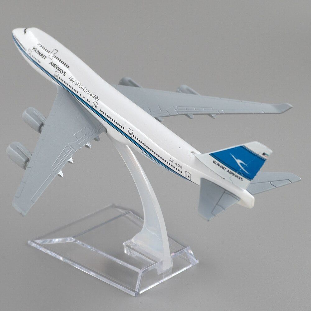 Mô hình máy bay Kuwait Airways Boeing B747-29BM 16cm MB16021