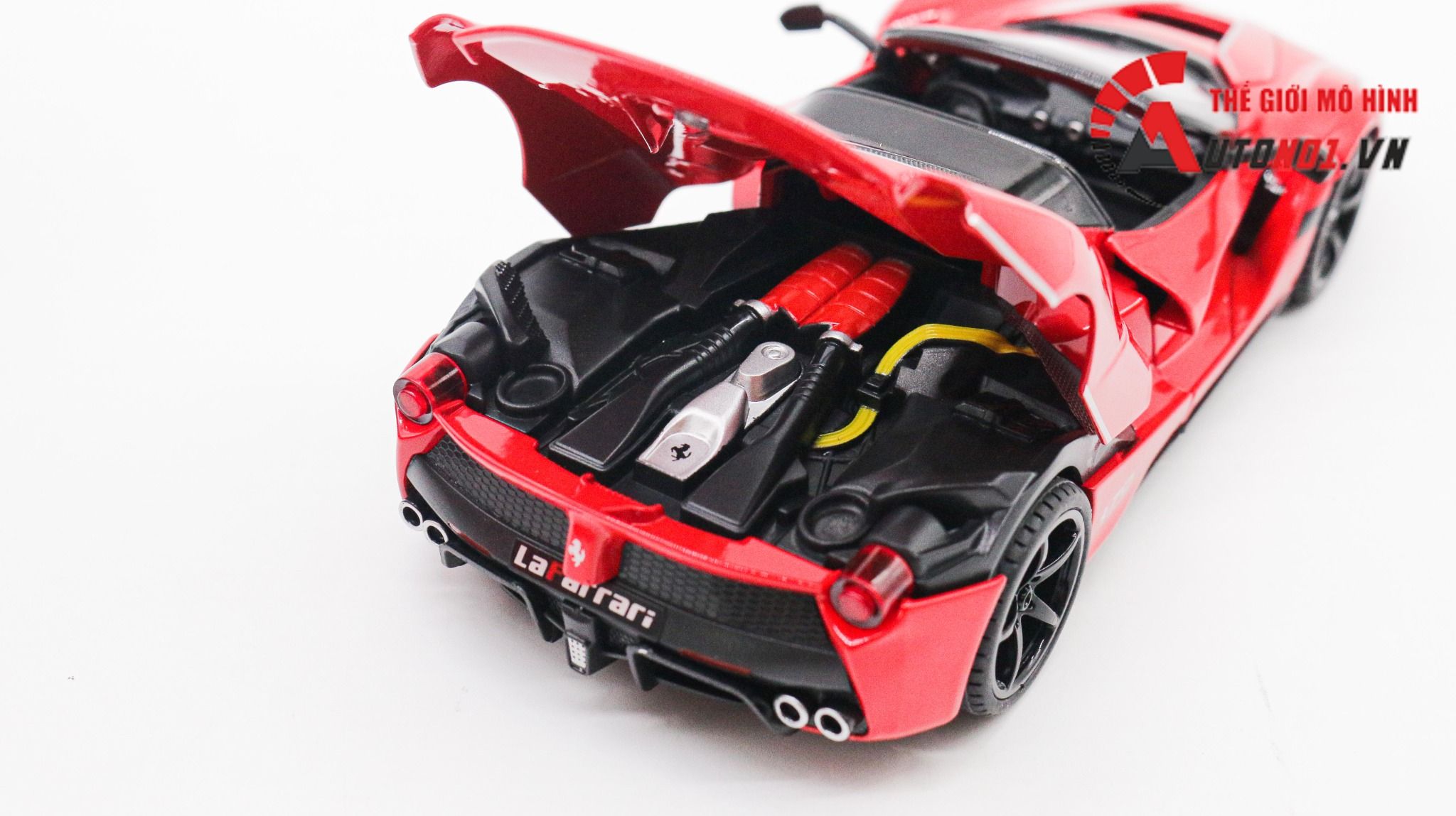  Mô hình xe Ferrari Laferrari Aperta mui trần full open - có âm thanh - có đèn tỉ lệ 1:22 Jiaye Model OT339 