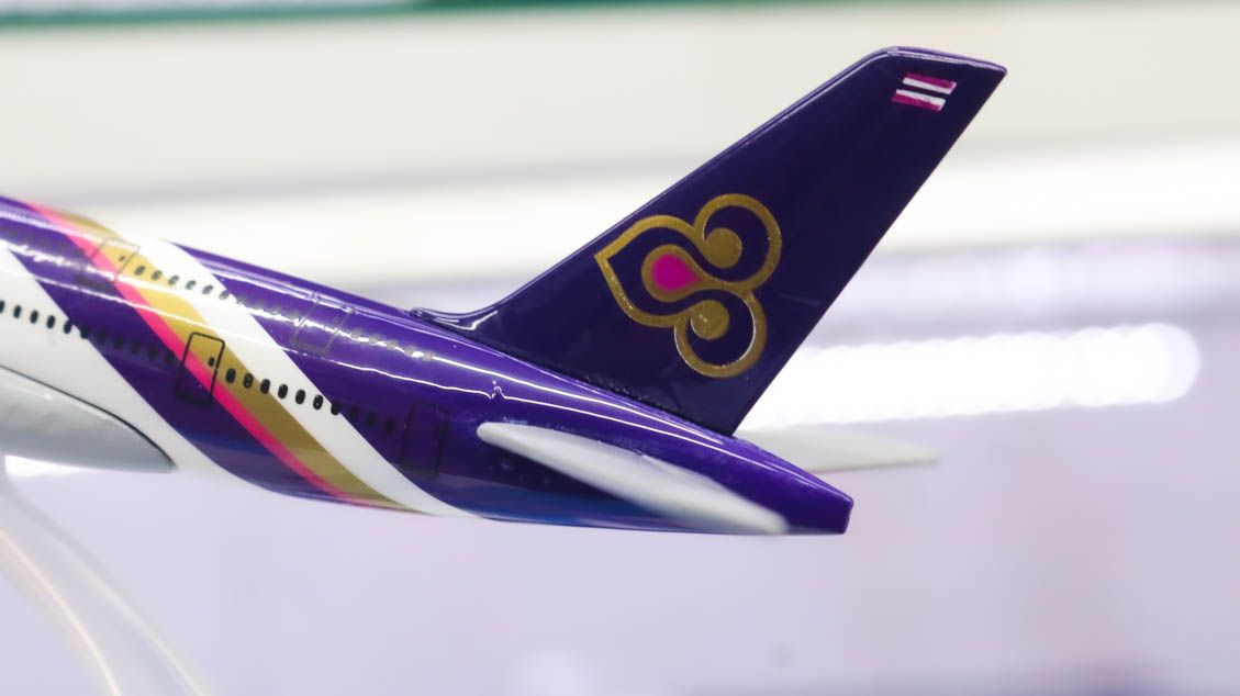 Mô hình máy bay Thai Airways Airbus A380 16cm MB16092