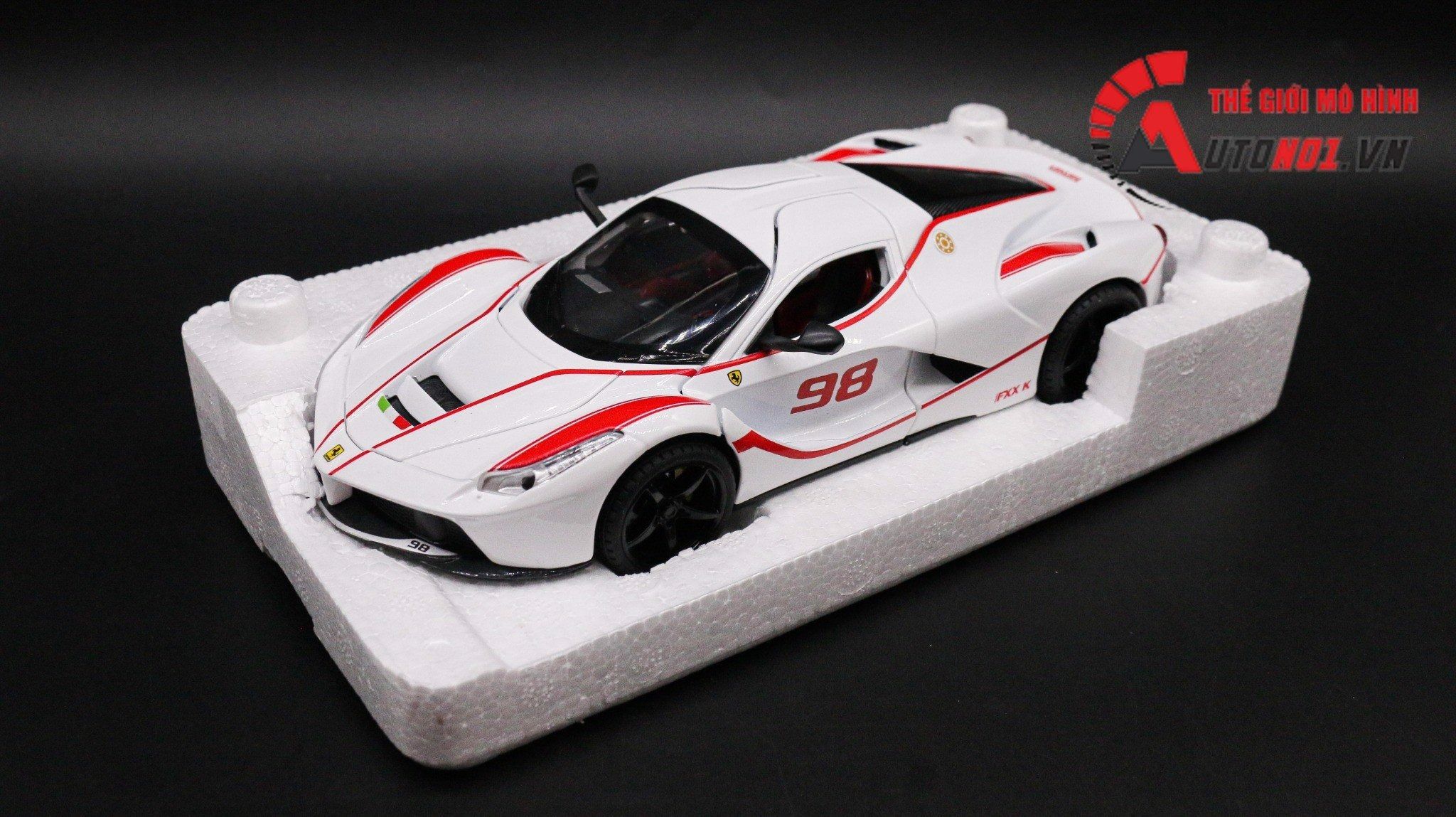 Mô hình xe Ferrari FXX K Evo tỉ lệ 1:24 Jiaye Model OT049