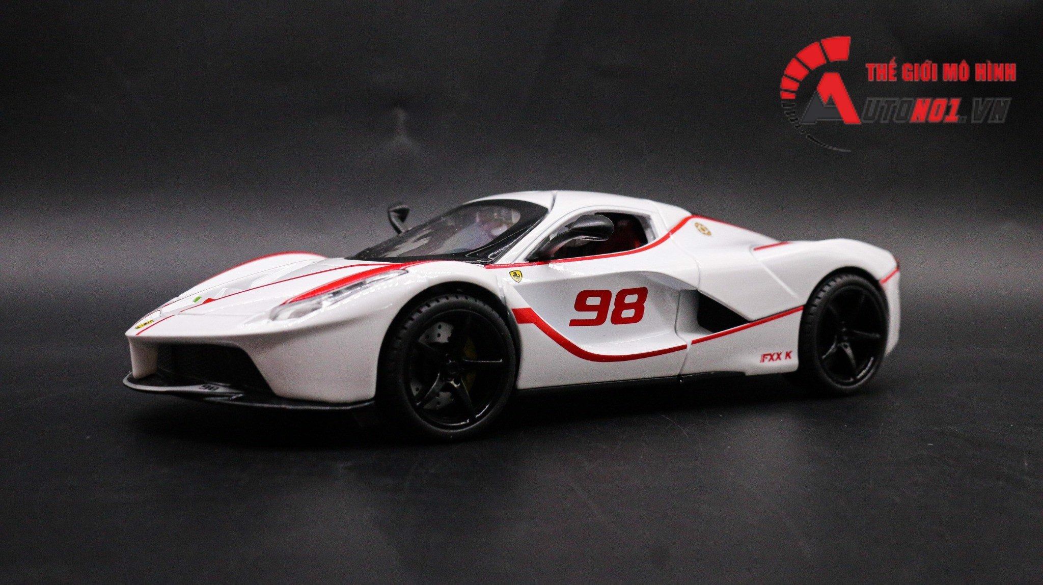 Mô hình xe Ferrari FXX K Evo tỉ lệ 1:24 Jiaye Model OT049
