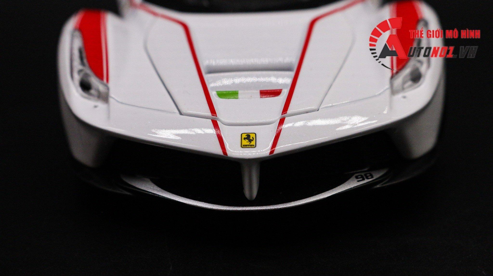 Mô hình xe Ferrari FXX K Evo tỉ lệ 1:24 Jiaye Model OT049